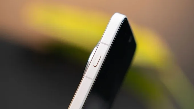 Nút bấm chuyên dụng trên OPPO Find X8 Ultra