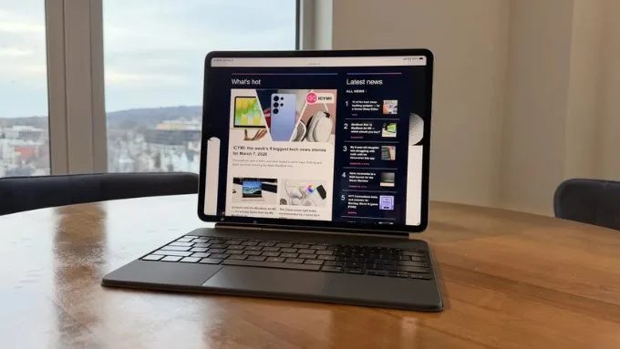 Màn hình iPad Air M4