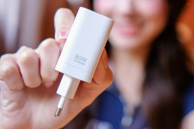 Đánh giá OPPO Reno15 F 5G về pin sạc