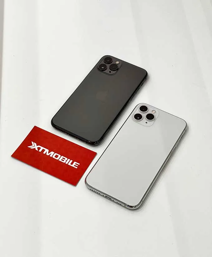 iPhone 11 là mẫu điện thoại đầu tiên sở hữu mặt lưng kính mờ
