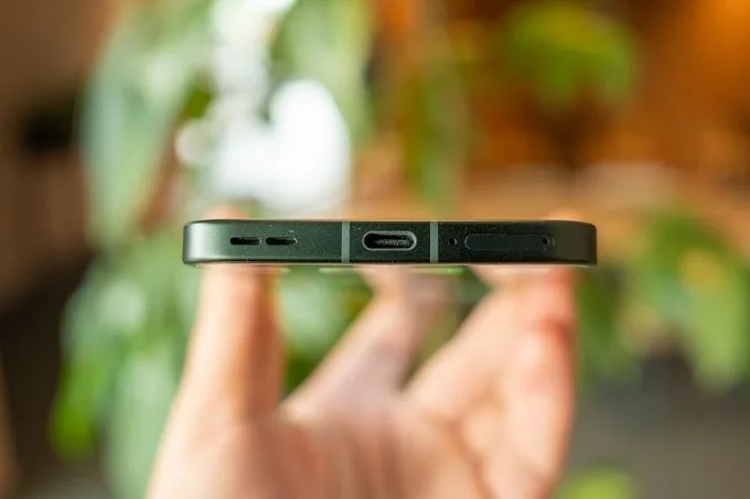 Pin lớn 6.000mAh, đáp ứng tốt một ngày sử dụng