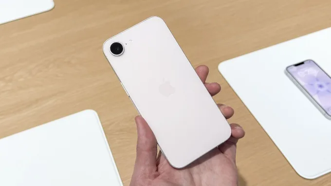 iPhone 17e màu Trắng