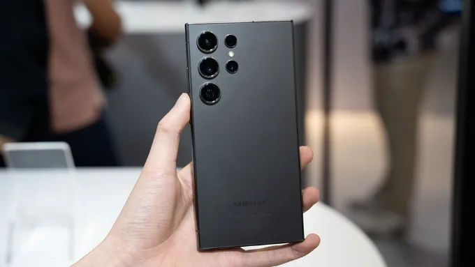 Galaxy S24 Ultra màu Đen Titan