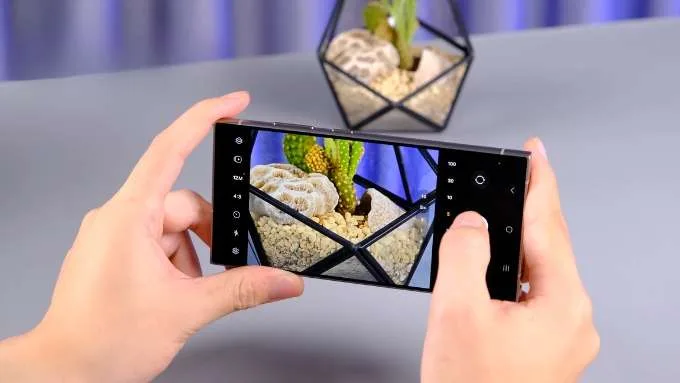 Camera trên Samsung S24 Ultra cũ và iPhone 16 Plus cũ