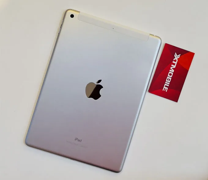 iPad Gen 5 cũ có thiết kế bền và nhẹ