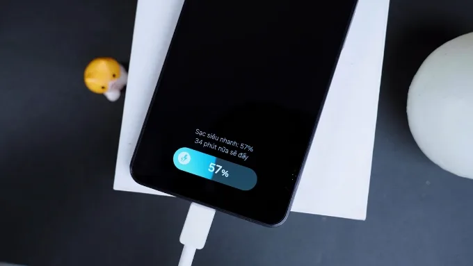 Pin 5.000mAh trên Galaxy A06 5G đáp ứng tốt nhu cầu sử dụng hằng ngày