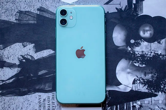 Làm gì khi iPhone 11 dính nước?