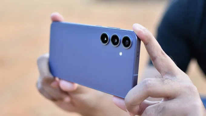 Cụm camera trên Samsung S24