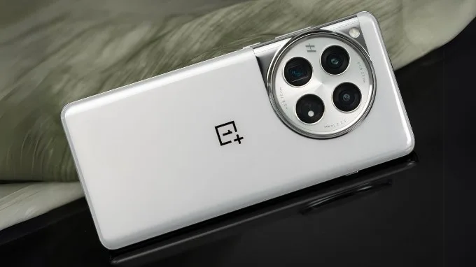 Thiết kế đặc trưng của OnePlus 12