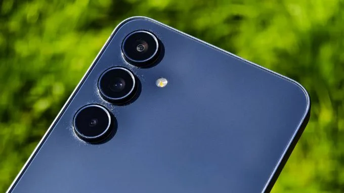 Hệ điều hành Samsung Galaxy A55