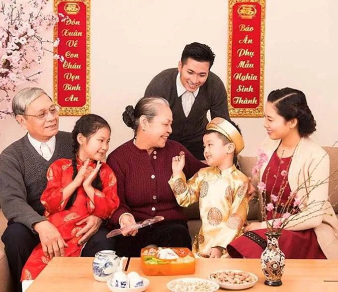 Những câu chúc Tết ông bà, người lớn tuổi cực hay và ý nghĩa