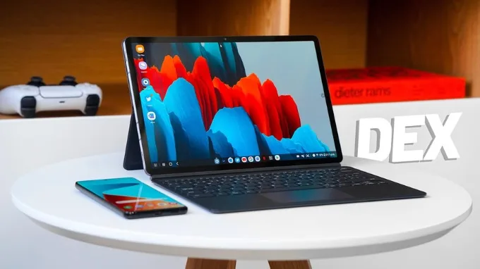 Samsung DeX (viết tắt của Desktop Experience) là một nền tảng phần mềm do Samsung phát triển