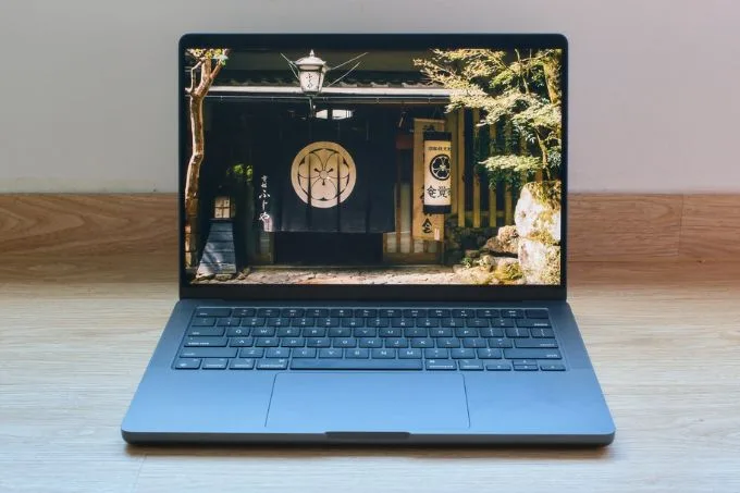Apple 14-inch MacBook Pro (M4 Max, 2024)