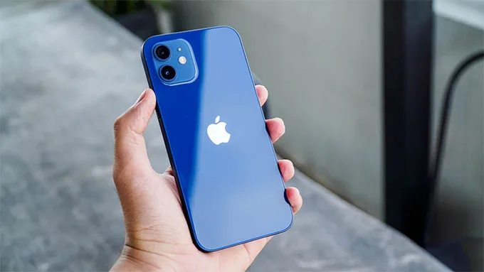 Thời lượng pin iPhone 12 tốt hơn