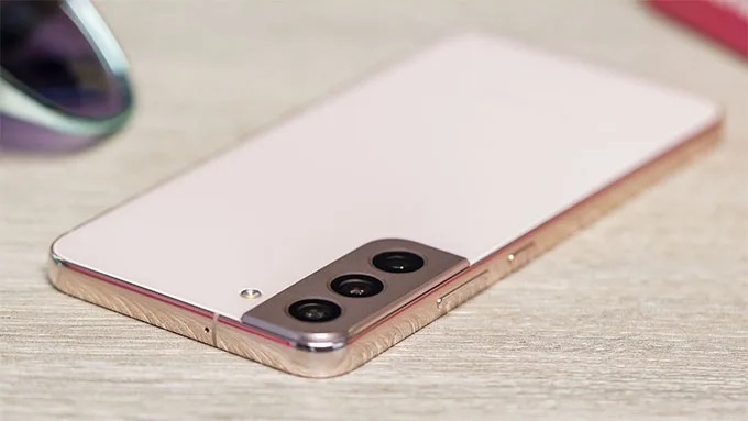 Samsung Galaxy S22 Plus: Sự cân bằng hoàn hảo