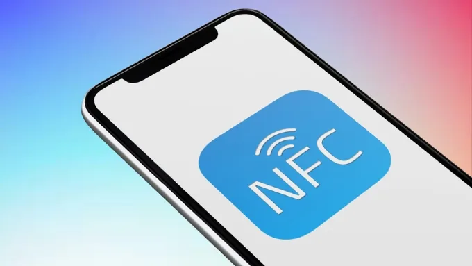 NFC (Near-Field Communication) là công nghệ giao tiếp không dây tầm ngắn