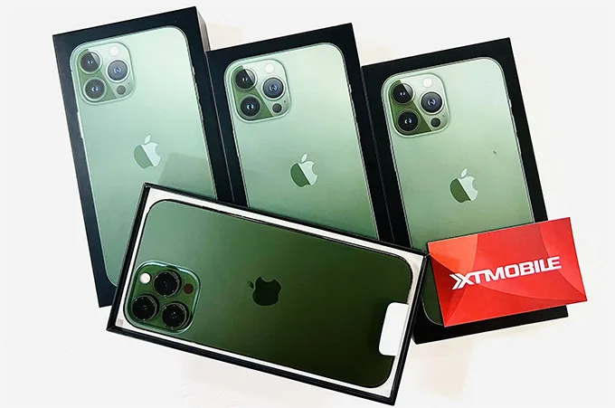 iPhone 13 Pro Max được trang bị 3 ống kính có độ phân giải 12MP