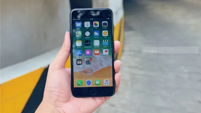 Màn hình iPhone 7 Plus truyền thống
