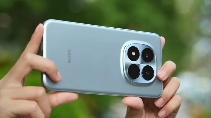 Đứng đầu toàn bộ dòng là Redmi Note 15 Pro+ 5G, trang bị camera 200MP cao cấp
