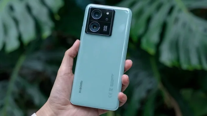Thiết kế trẻ trung trên Xiaomi 13T Pro