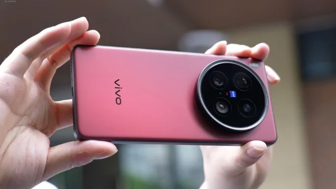 Vivo X200 Ultra