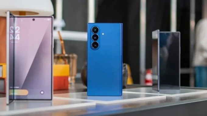 Thiết kế bên ngoài Galaxy Z Fold 7
