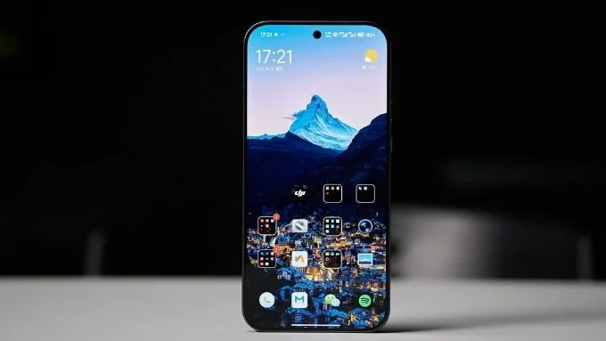 Màn hình Xiaomi 17 Ultra