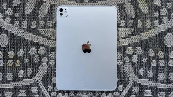 Thiết kế iPad Pro M5