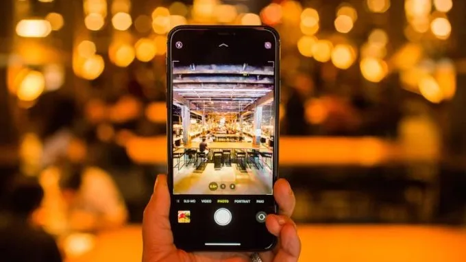 Đánh giá khả năng chụp thiếu sáng của iPhone 12 Pro
