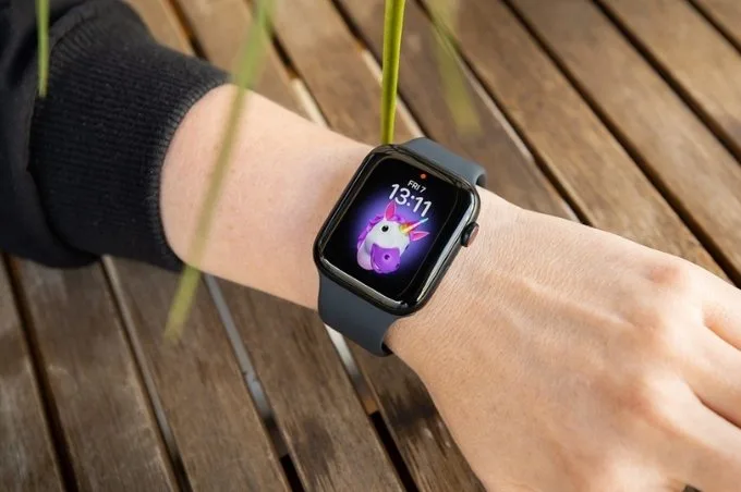 apple-watch-se-2022-xtmobile