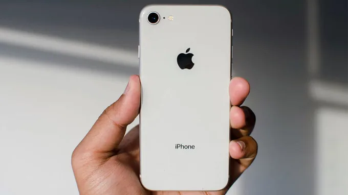 trong-khi-do-suc-manh-cua-iphone-8-lai-qua-du-thua-xtmobile
