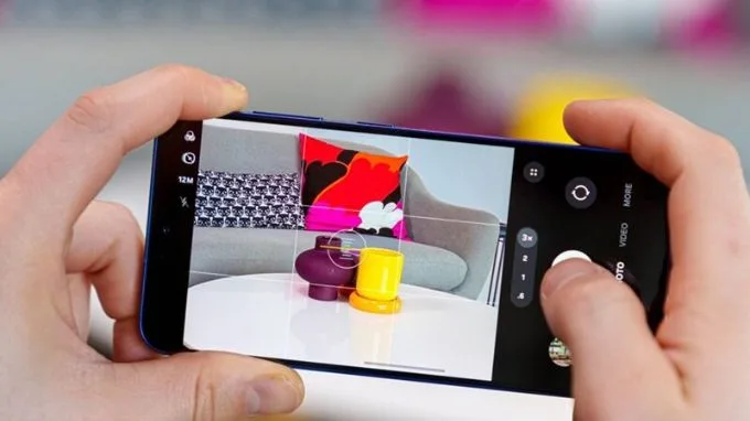 So sánh camera Oppo Reno 13 Pro và Galaxy S25 cũ