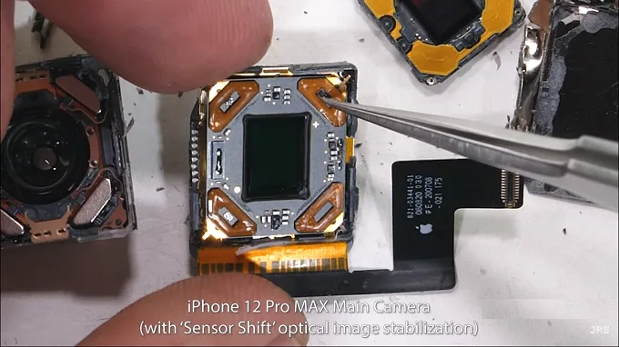 Toàn bộ cảm biến của iPhone 12 Pro Max đều có thể dịch chuyển