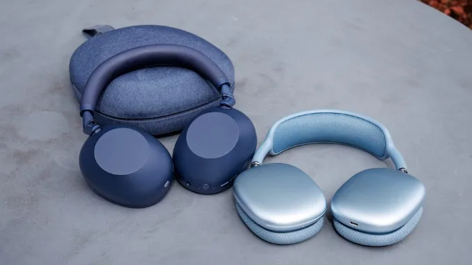 Tai nghe chụp tai (over-ear hoặc on-ear) có kích thước lớn hơn đáng kể
