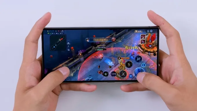 Cả 2 chạy One UI 6.1 trên nền Android 14, tích hợp đầy đủ các tính năng Galaxy AI