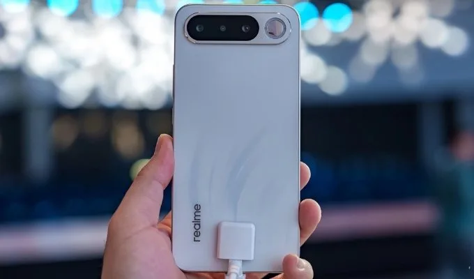 Đánh giá realme 16 5G về thiết kế