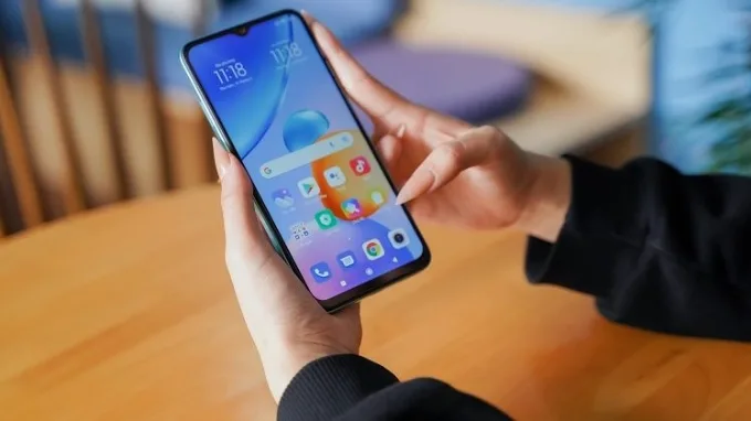 Lỗi cảm ứng không nhạy trên điện thoại Android có thể xuất phát từ nhiều nguyên nhân