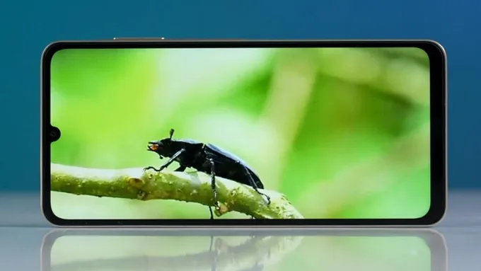 Galaxy A06 sử dụng màn hình PLS LCD kích thước 6.7 inch