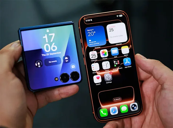 Màn hình gập đột phá hay truyền thống?