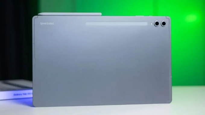 Galaxy Tab S11 Ultra lộ thông tin về tốc độ sạc và tùy chọn bộ nhớ và RAM có thể bị thu hẹp