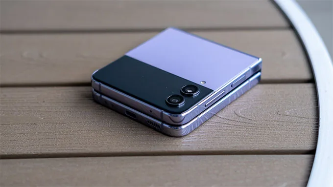 samsung-galaxy-z-flip-4-xtmobile