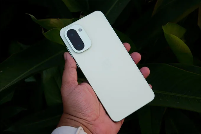 Pin 7.400mAh - Điểm mạnh nhất của OnePlus 15R