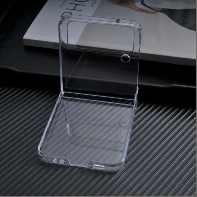 Galaxy Z Flip 4 rò rỉ thông tin về thiết kế mới thông qua hình ảnh ốp