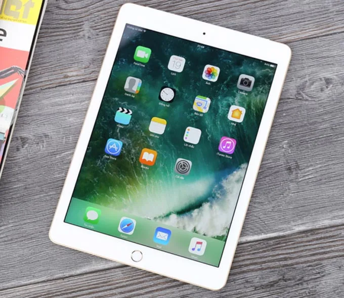 Thoải mái lướt web, xem Youtube cùng iPad Gen 5 cũ