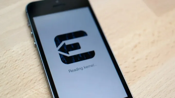 Jailbreak iPhone bằng công cụ Evasi0n