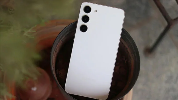 Bộ camera sau của Galaxy S23 FE có độ phân giải cao