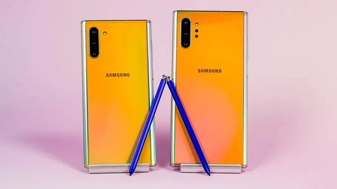 Kích thước Galaxy Note 10 nhỏ gọn hơn