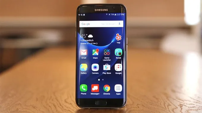 Galaxy-S7-edge-so-huu-bo-nho-trong-kha-lon-XTMobile