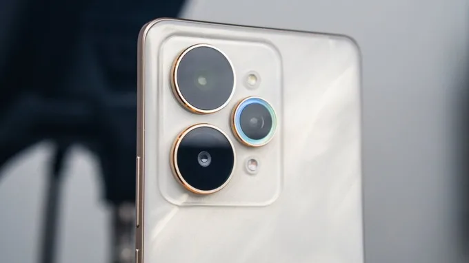 Trải nghiệm thực tế cho thấy camera của Realme 15 Pro vẫn rất xuất sắc