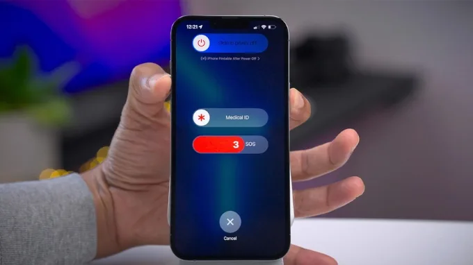 Khởi động lại iPhone